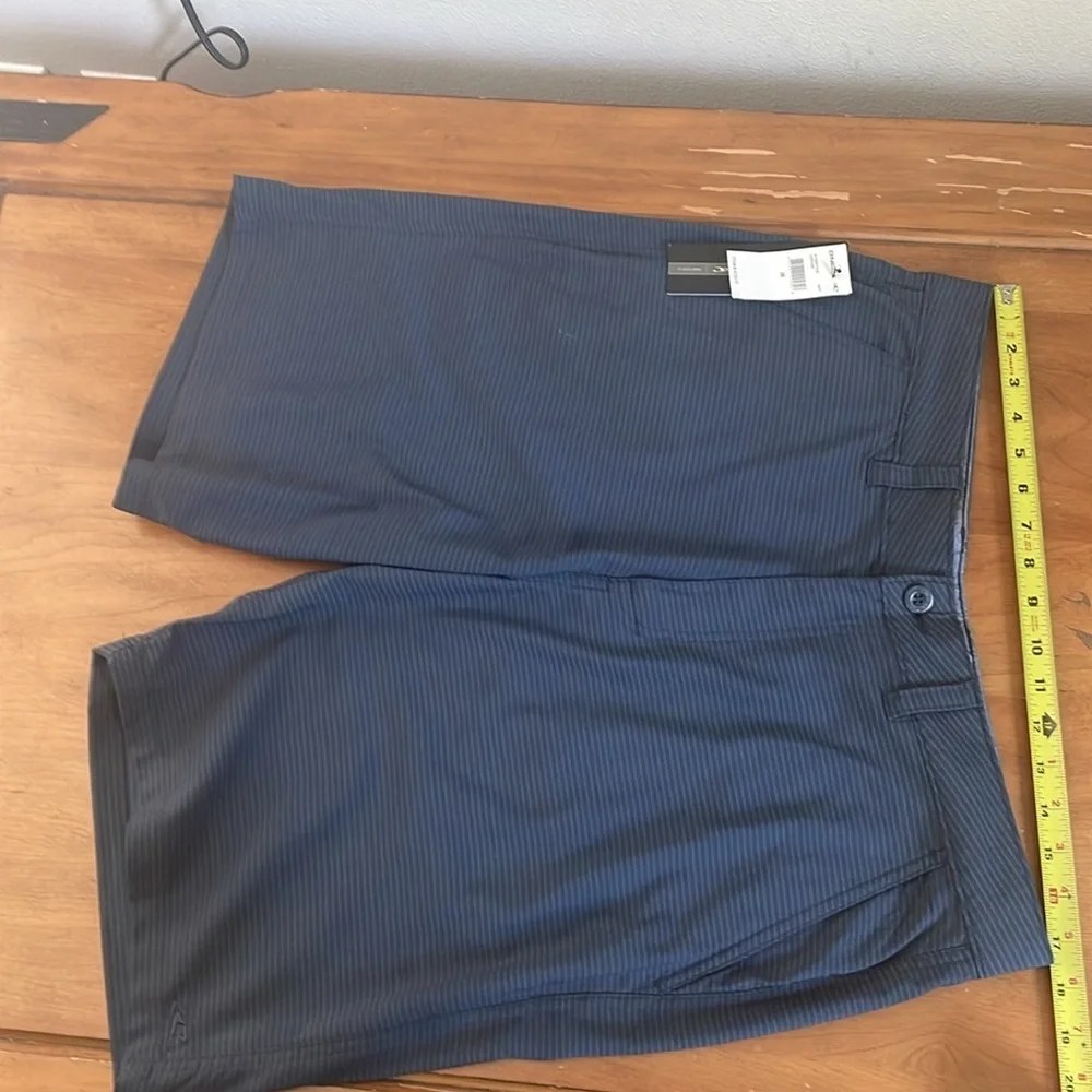 Oniell NWT Men's Blue Striped Shorts Size 36
